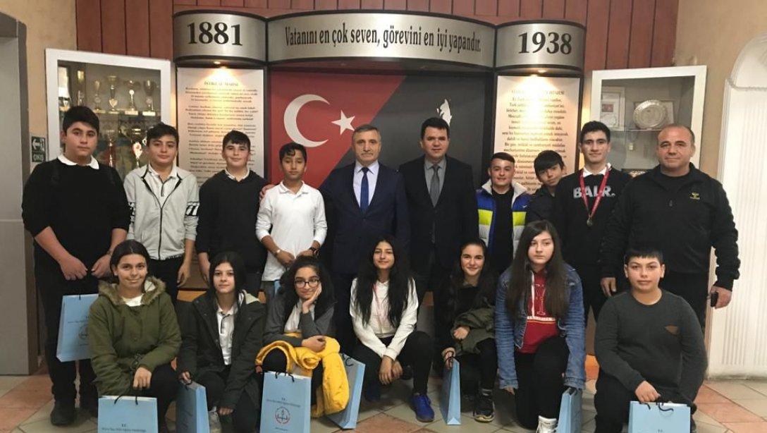 İBB Abdülezel Paşa Ortaokulu Öğrencilerinin Büyük Başarısı