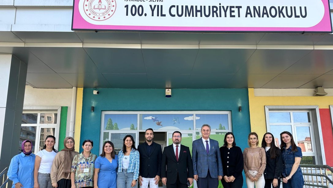 İlçe Milli Eğitim Müdürümüz İbrahim Hakkı Damat ,100.Yıl Cumhuriyet Anaokulu'nu ziyaret ederek yeni eğitim öğretim yılında öğrencilerimize, öğretmenlerimize ve idarecilerimize başarılar diledi.