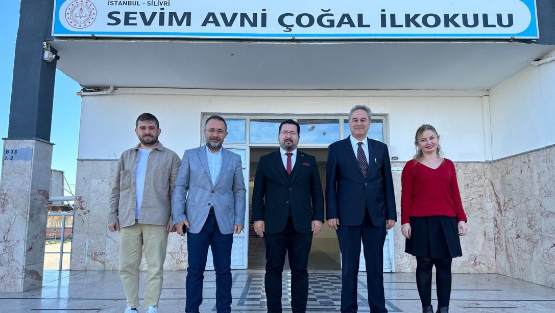 İlçe Millî Eğitim Müdürümüz İbrahim Hakkı Damat ,Sevim Avni Çoğal İlkokulu'nu ziyaret ederek yeni eğitim öğretim yılında öğrencilerimize, öğretmenlerimize ve idarecilerimize başarılar diledi.